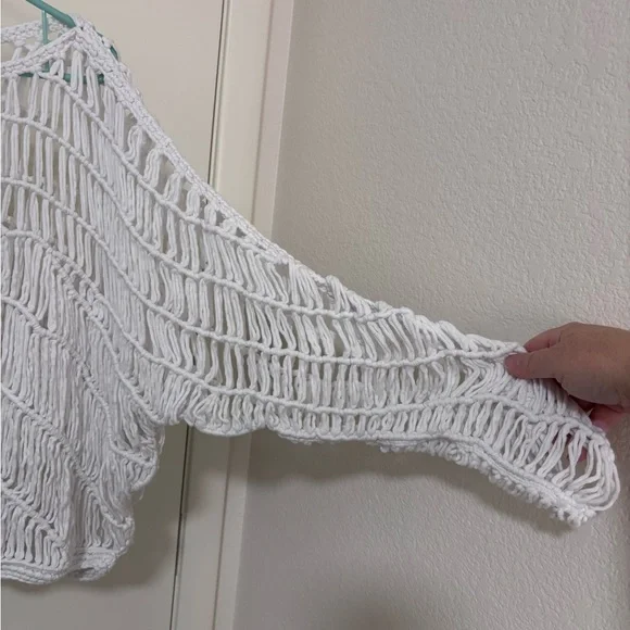 Carbon38 White Crochet off shoulder knit Sweater size M/L - Picture 7 of 14